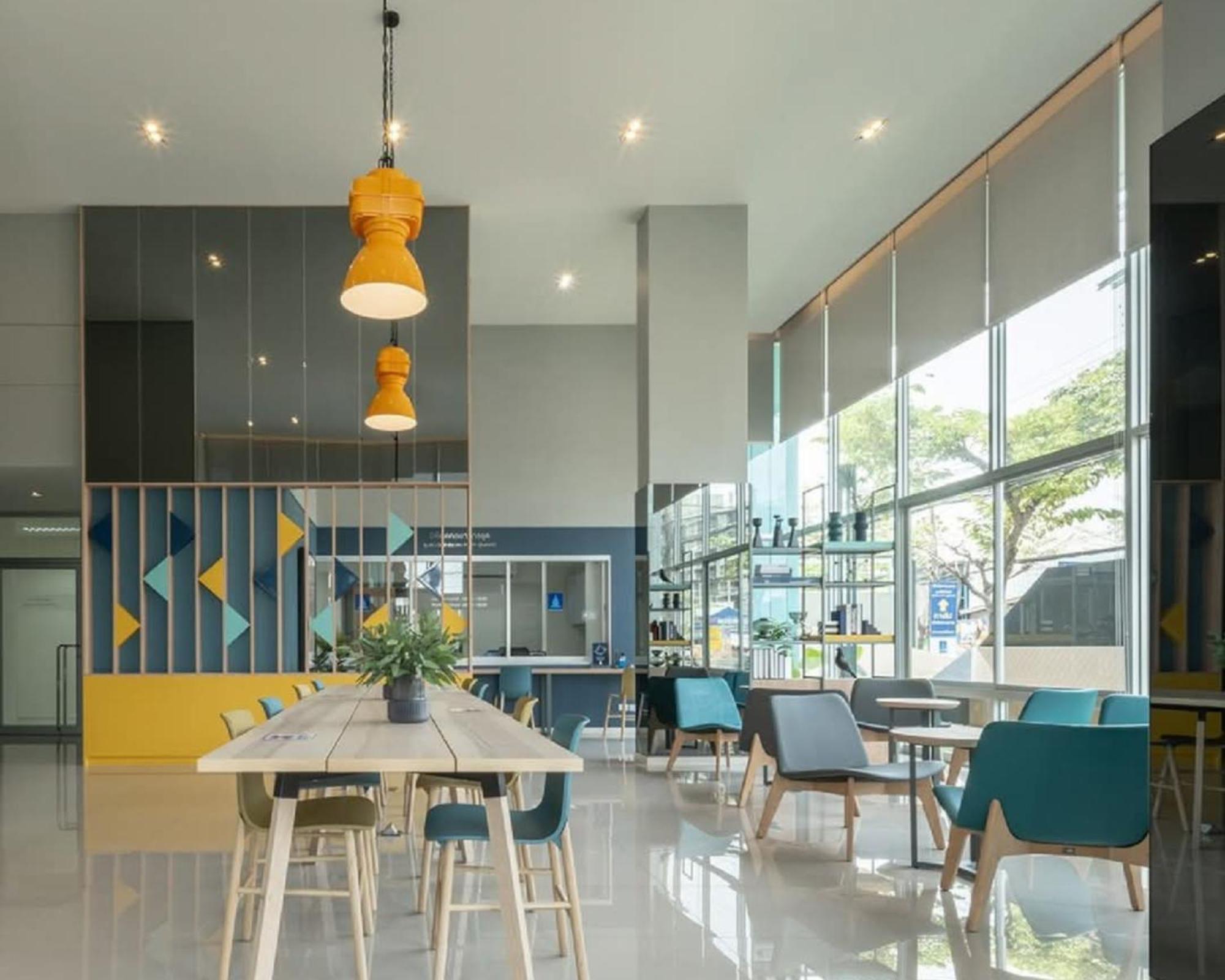 A Family At Lumpini Sukhumvit 101-1 By Pikul Appartement